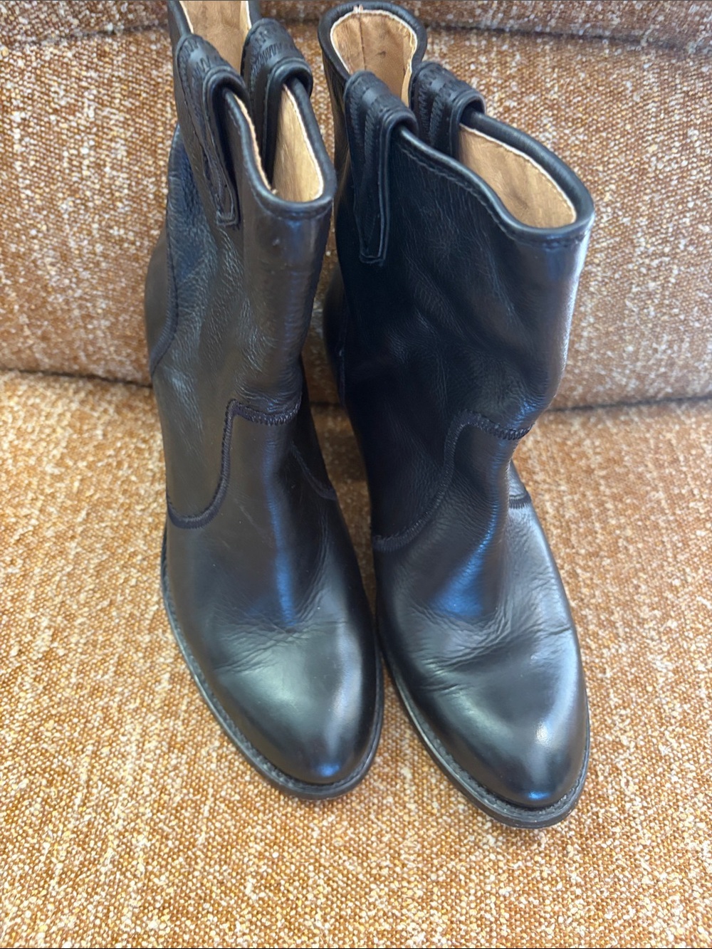 Frye Black Leather Pull-On womens Boots